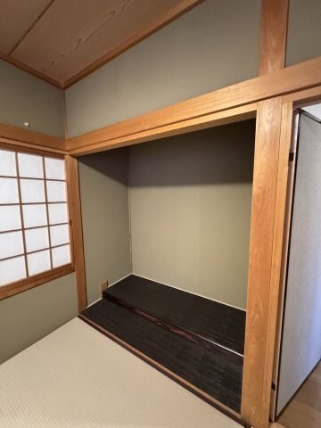 物件内観写真19　(専用の収納スペースです)