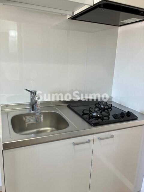 物件内観写真7　(コンパクトなキッチンで掃除もラクラク)