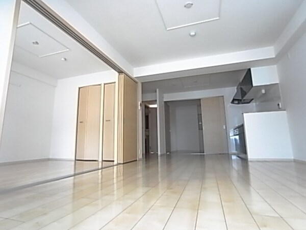 寝室(使い勝手のいい寝室です)