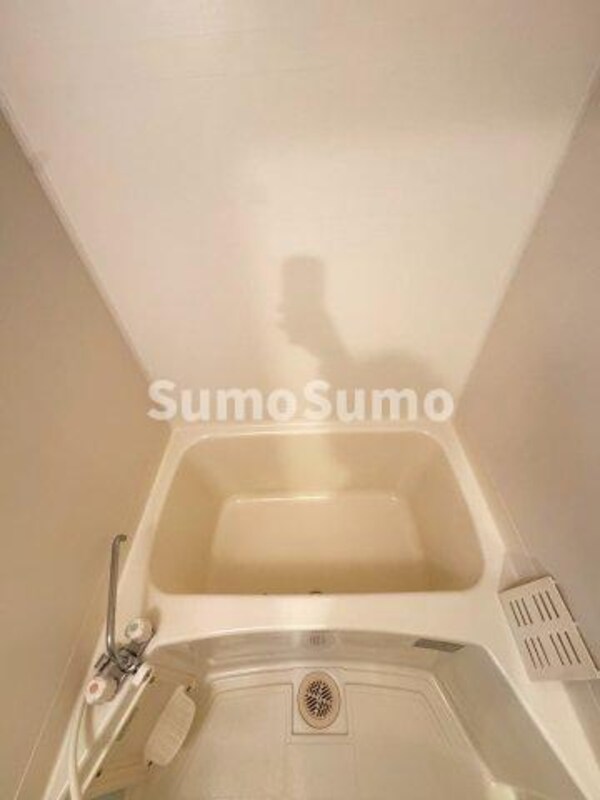 浴室(日々の疲れを癒すお風呂付です)