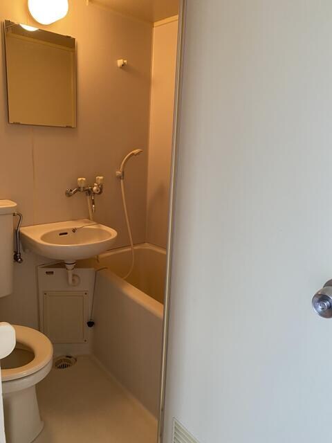 物件内観写真12　( )