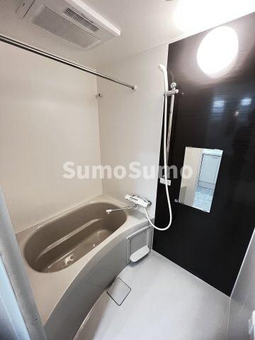 物件内観写真8　(落ち着いた空間のお風呂です)