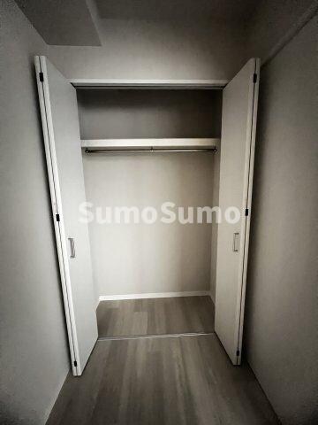 物件内観写真12　(収納豊富です)