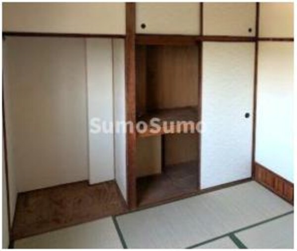 収納(たっぷりとした収納スペースです)