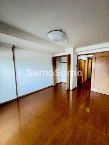 物件内観写真5　(ゆったり過ごせるリビングです)