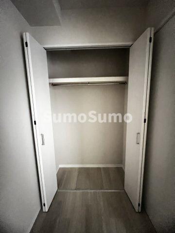 物件内観写真5　(収納スペース豊富です)