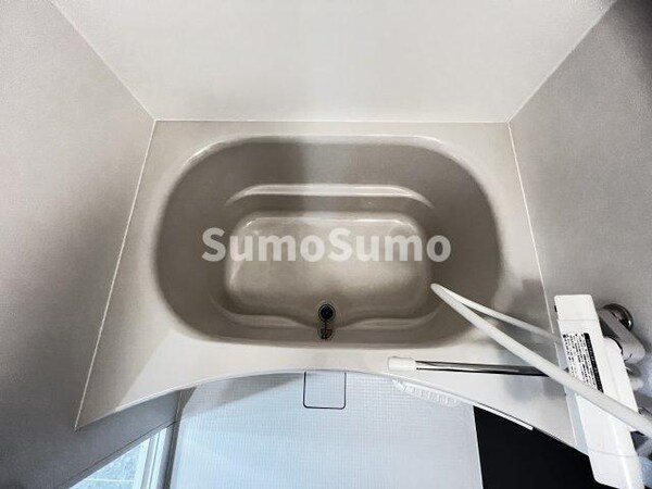 浴室(お風呂で日々の疲れを落としましょう)