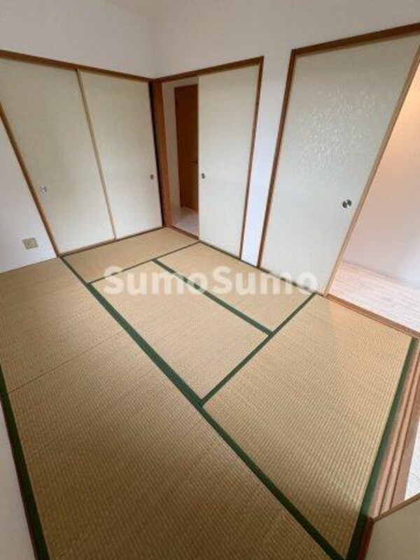 和室(和室があれば、来客や子供用のスペースとして活躍します)