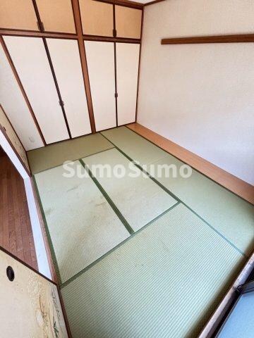 物件内観写真6　(和室があれば客間としても活用できます)