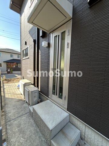 物件外観写真2　(建物の内部です)