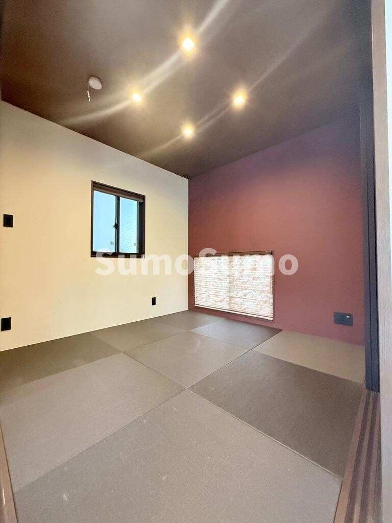 物件内観写真9　(和室があると落ち着いた雰囲気になりますね)