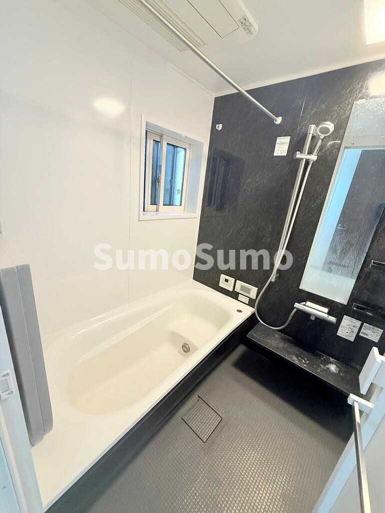 物件内観写真11　(ゆったり過ごせるお風呂です)