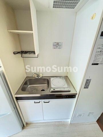 物件内観写真13　(コンパクトなキッチンで掃除もラクラク)