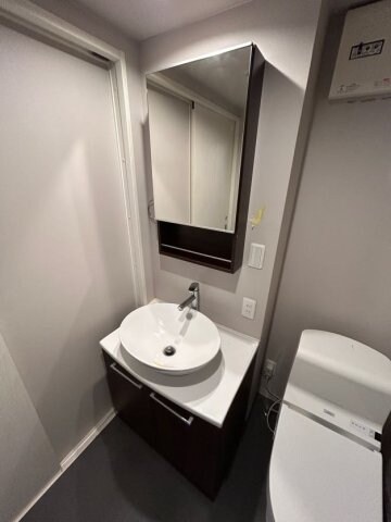 物件内観写真10　(使いやすい洗面所です)