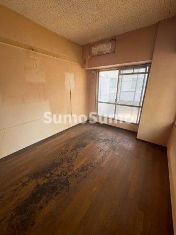 居室(使いやすい居間です)