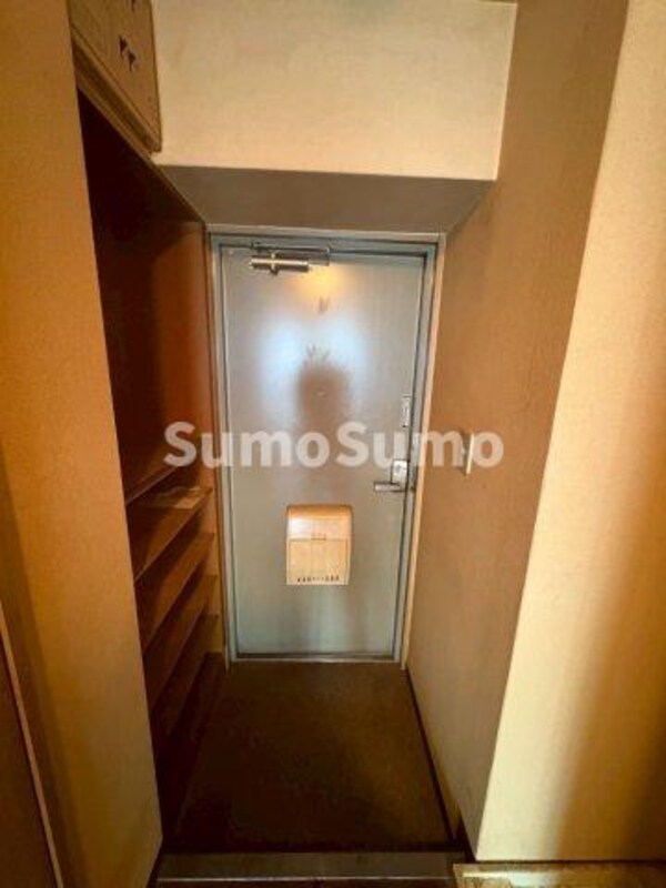 玄関(玄関です)