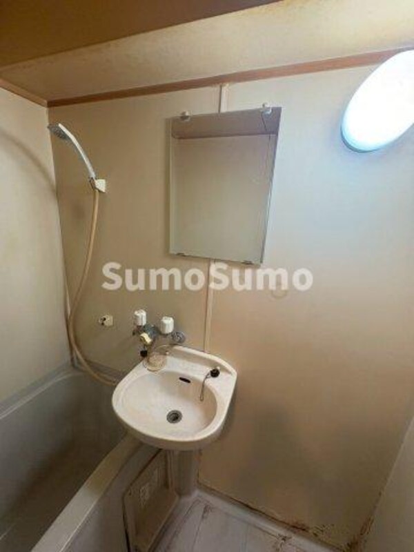 浴室(日々の暮らしに欠かせないお風呂です)