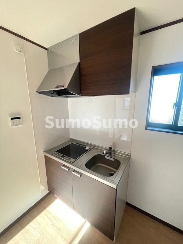 物件内観写真4　(お料理しやすいキッチンです)