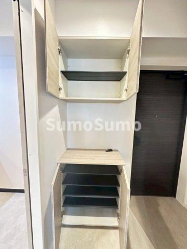 収納(便利な収納スペースです)