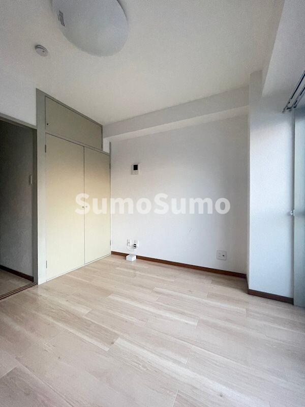 居室(ゆったりとした居間です)