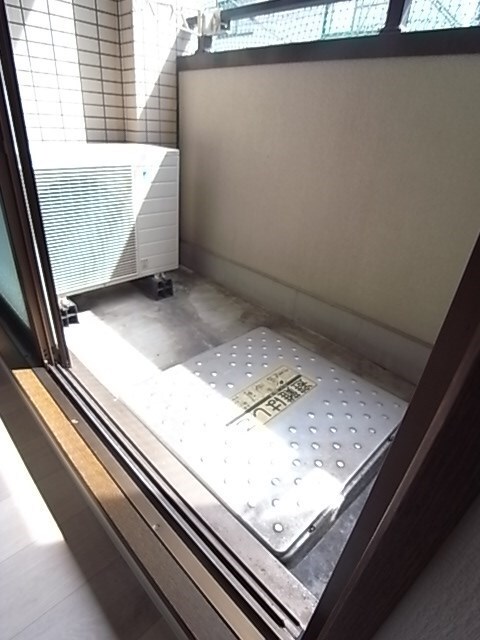 物件内観写真8　(バルコニーがあります)