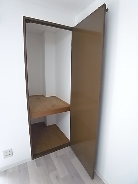 物件内観写真10　(収納があります)