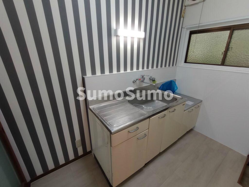 物件内観写真3　(使いやすいキッチンです)