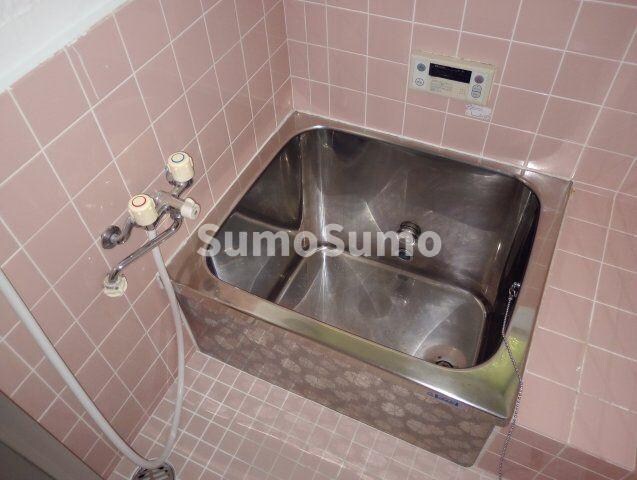 物件内観写真6　(コンパクトで使いやすいお風呂です)