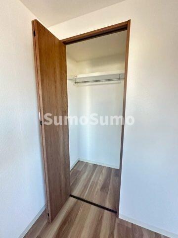 物件内観写真12　(ちょっとした収納スペースも充実しています)