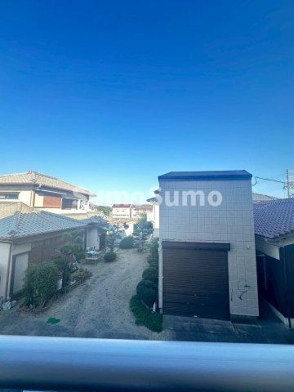 眺望(きれいな玄関です)