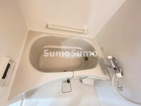 物件内観写真16　(ゆったり過ごせるお風呂です)