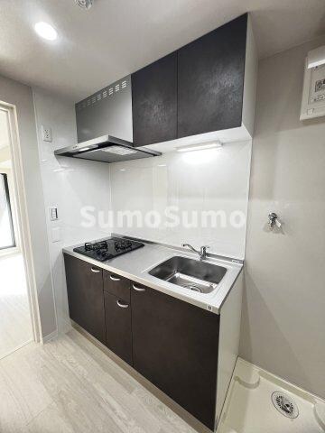 物件内観写真7　(コンパクトなキッチンで掃除もラクラク)