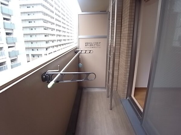 バルコニー(陽当たり良好なバルコニーです)