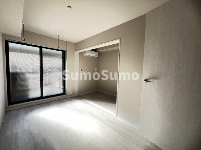 物件内観写真10　(おしゃれなリビングです)