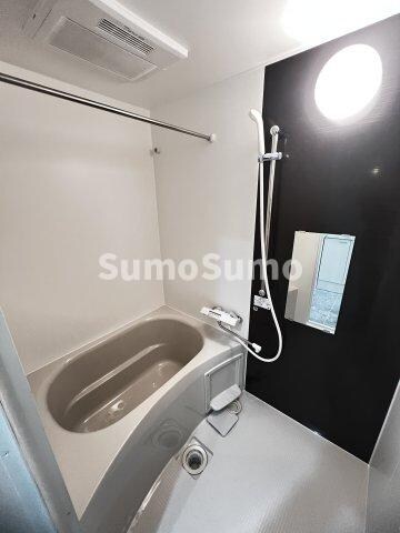 物件内観写真17　(コンパクトで使いやすいお風呂です)
