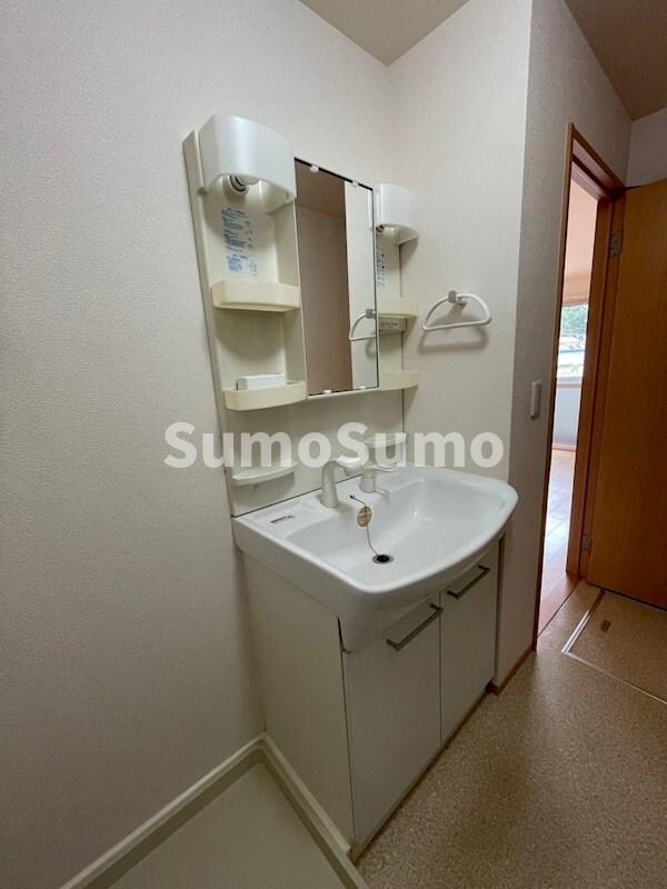 物件内観写真14　(洗面所です)