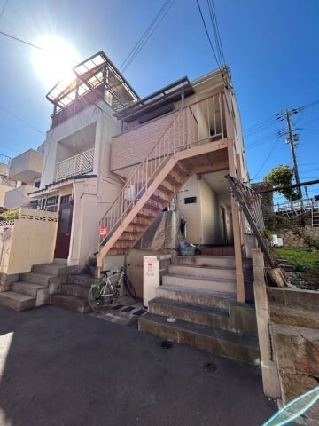 物件外観写真1　(外はこのようになっています)