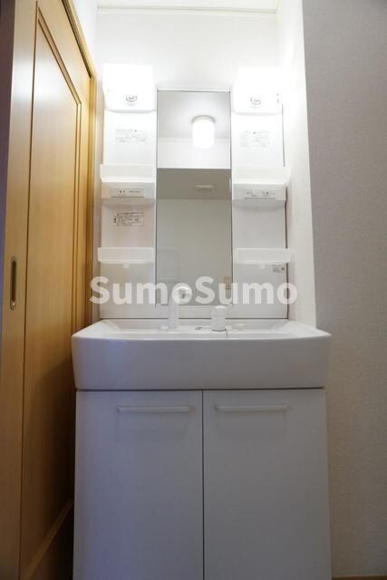 物件内観写真9　(脱衣スペースもあります)