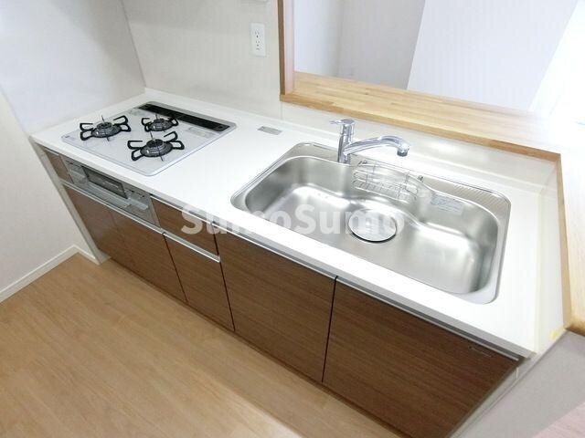 物件内観写真4　(きれいなキッチンです)