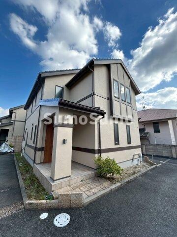 物件外観写真1　(おしゃれな外観です)