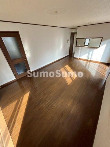 物件内観写真18　(居間です)