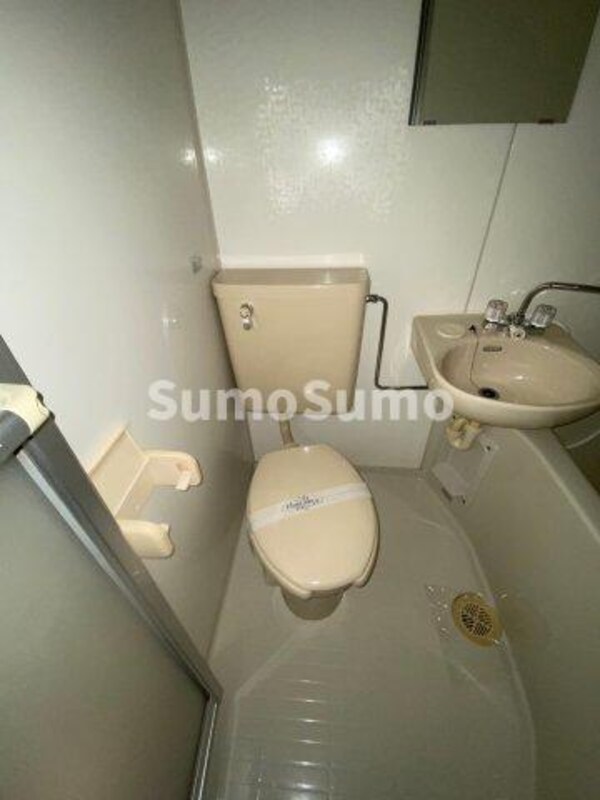 トイレ(ゆったりとした空間のトイレです)