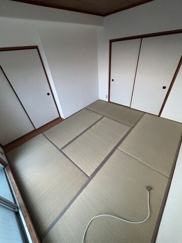 物件内観写真15　(ゆったりとくつろげる和室です)