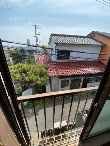 物件内観写真7　(広々としたバルコニーです)