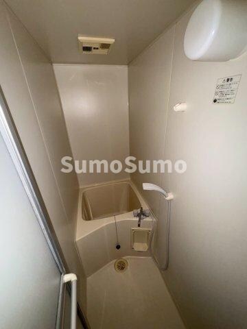 物件内観写真7　(日々の暮らしに欠かせないお風呂です)