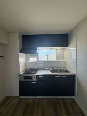 物件内観写真4　(キッチンでお料理をお楽しみください)