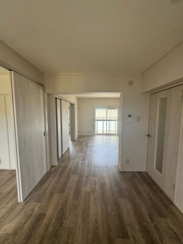 物件内観写真21　(おしゃれな居間です)