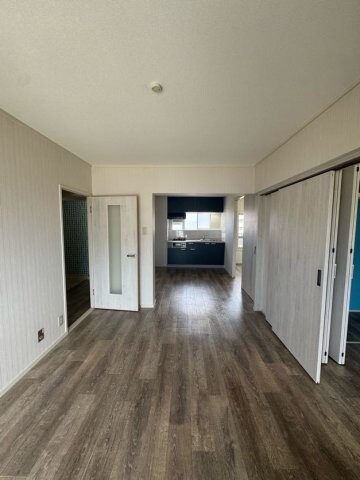 物件内観写真22　(おしゃれなリビングです)