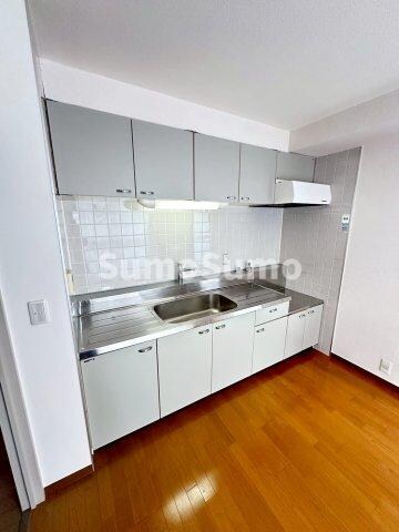 物件内観写真7　(キッチンでお料理をお楽しみください)