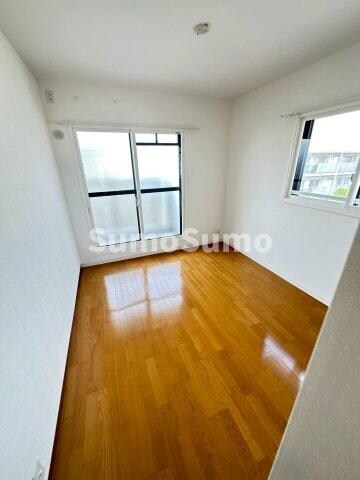 物件内観写真8　(落ち着いて過ごせるお部屋なので、寝室にいかがでしょうか)